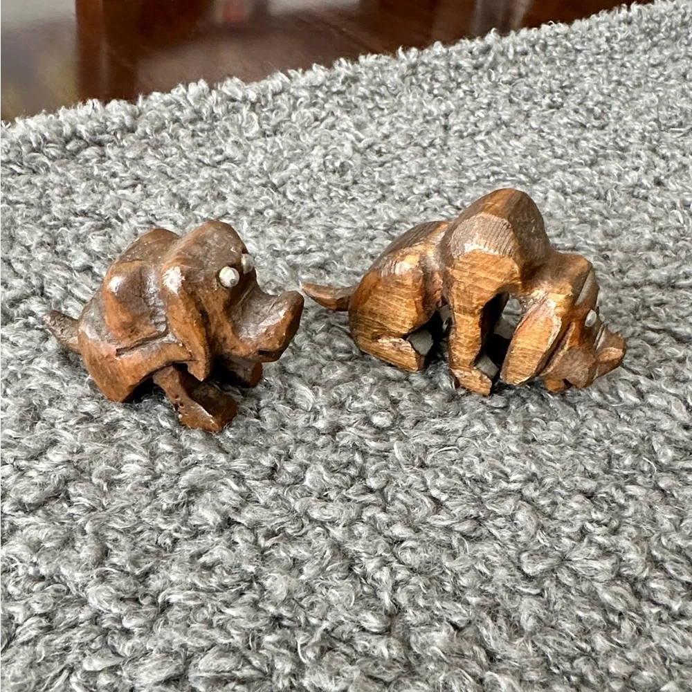 Hand-Carved Vintage Wooden Basset Hound Pair - Folk Art
